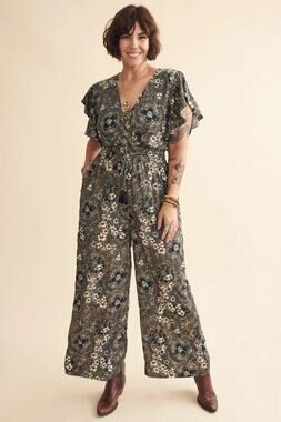NWT Earthbound Trading Co Womens Small Floral Navy Gold Sari Wide Leg Jumpsuit
